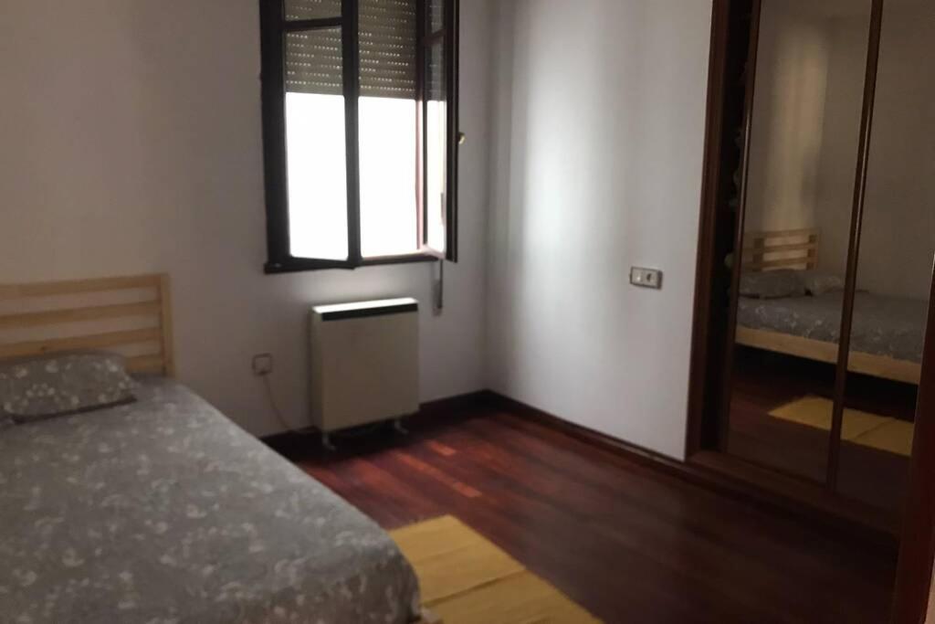 Apartamento En Pleno Centro Catedral 1D Oviedo Zewnętrze zdjęcie